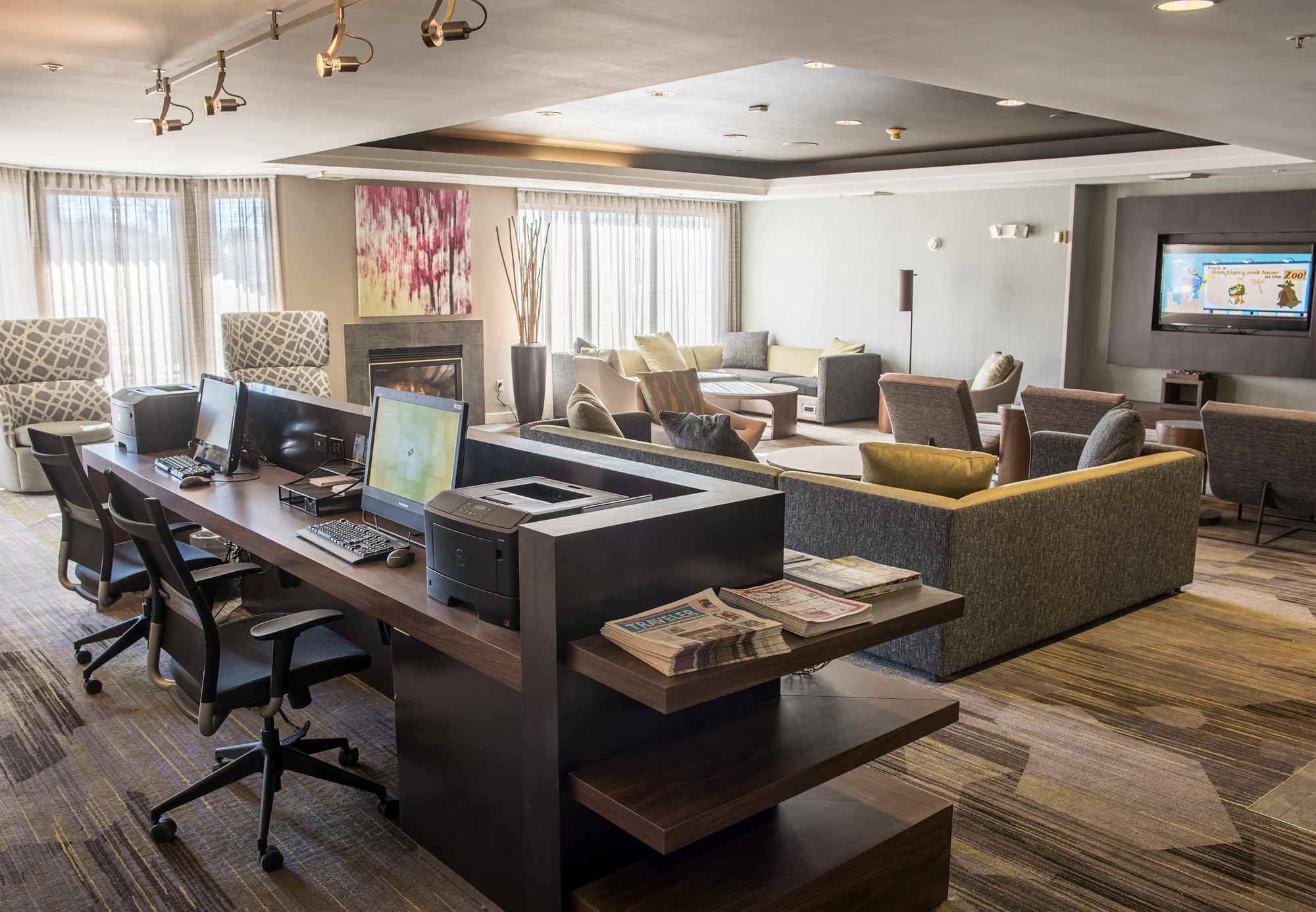 Courtyard By Marriott Norwich Hotel Eksteriør billede